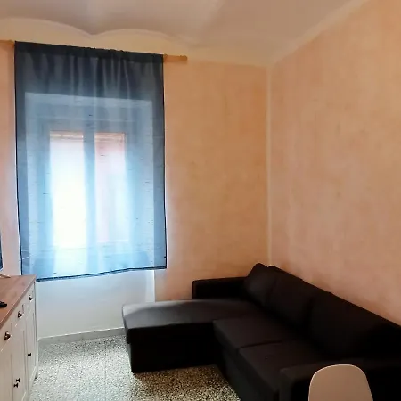 Santo Stefano Beach Apartment *